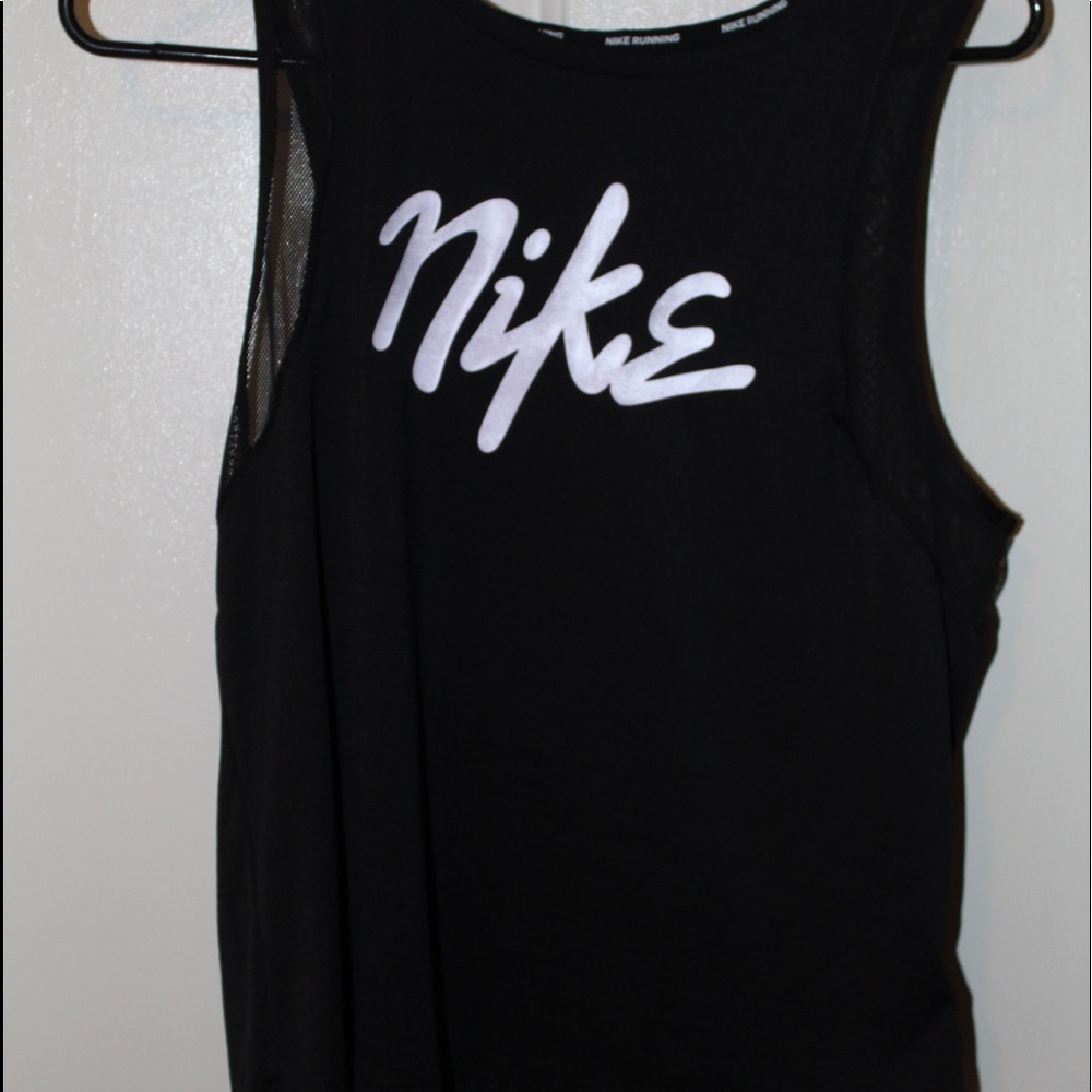 Nike Logo Workout Tank-top (Never Worn No Tags)